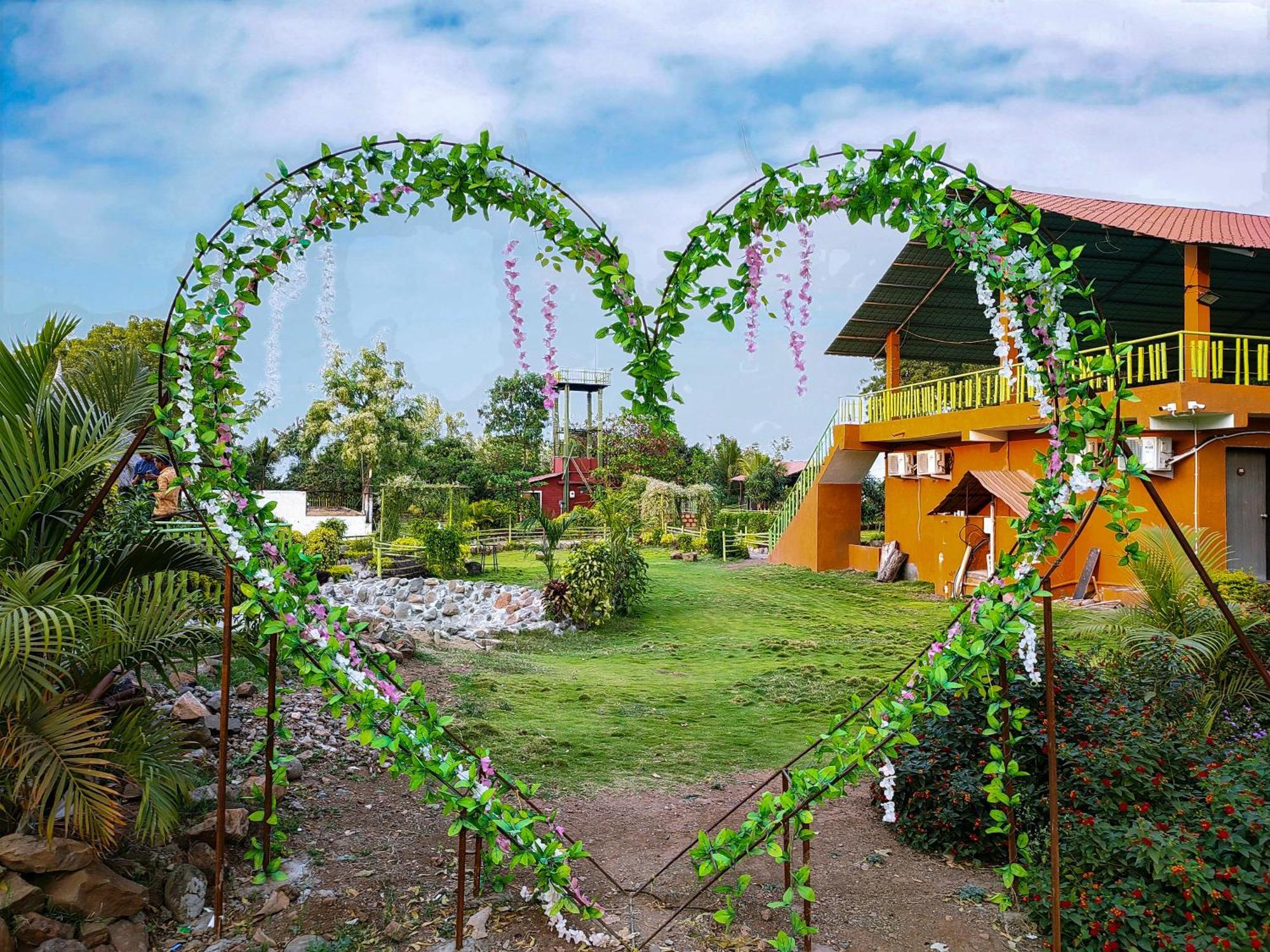Van Vagdo Resort Rajpipla Exteriér fotografie