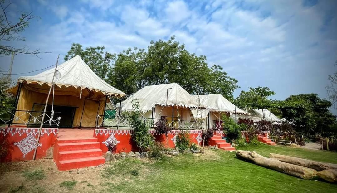 Van Vagdo Resort Rajpipla Exteriér fotografie